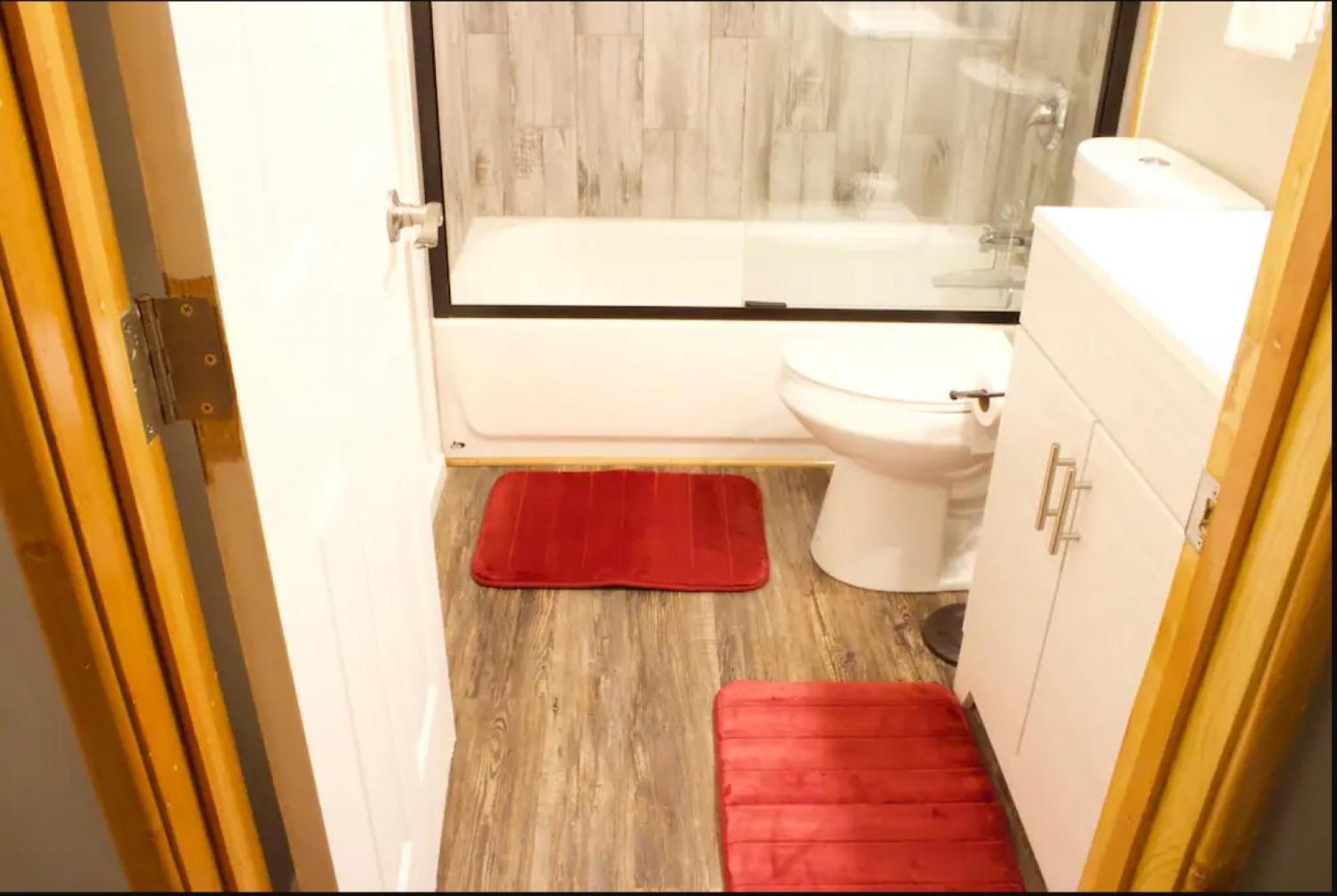 Private Home - Playground, Jumping Mat, Bbq, Darts, Firepit, Gazebo, 4 Smart Tvs, White Cotton Bedding, - The Redwood Cul-De Sac Beach Retreat Кресент-Сити Экстерьер фото